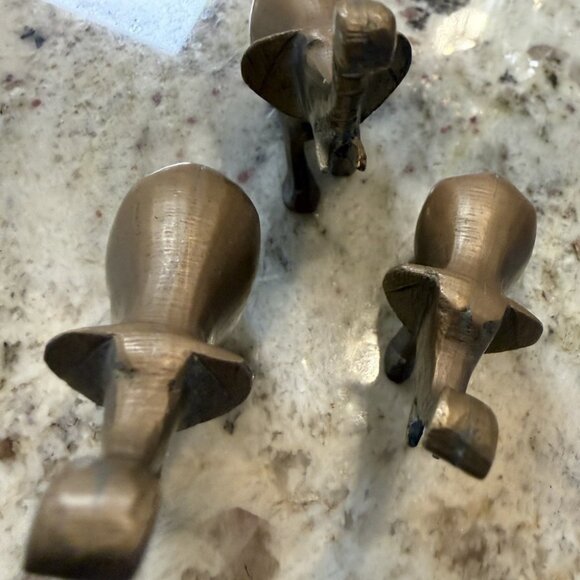 3 VTG MCM Brass Elephants Figurines Good Luck Hollywood Regency Paper Weights - Picture 4 of 9